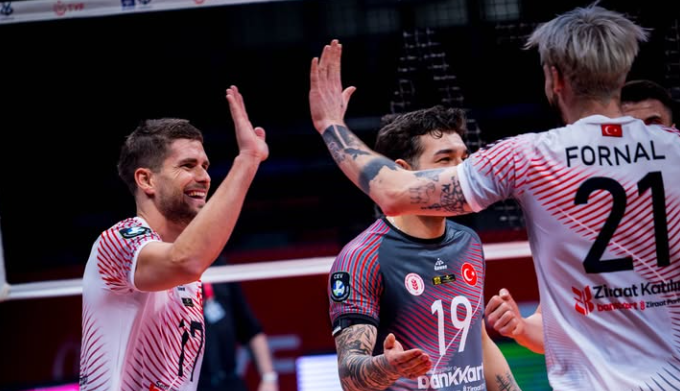  Ziraat Bankkart yarı finalde